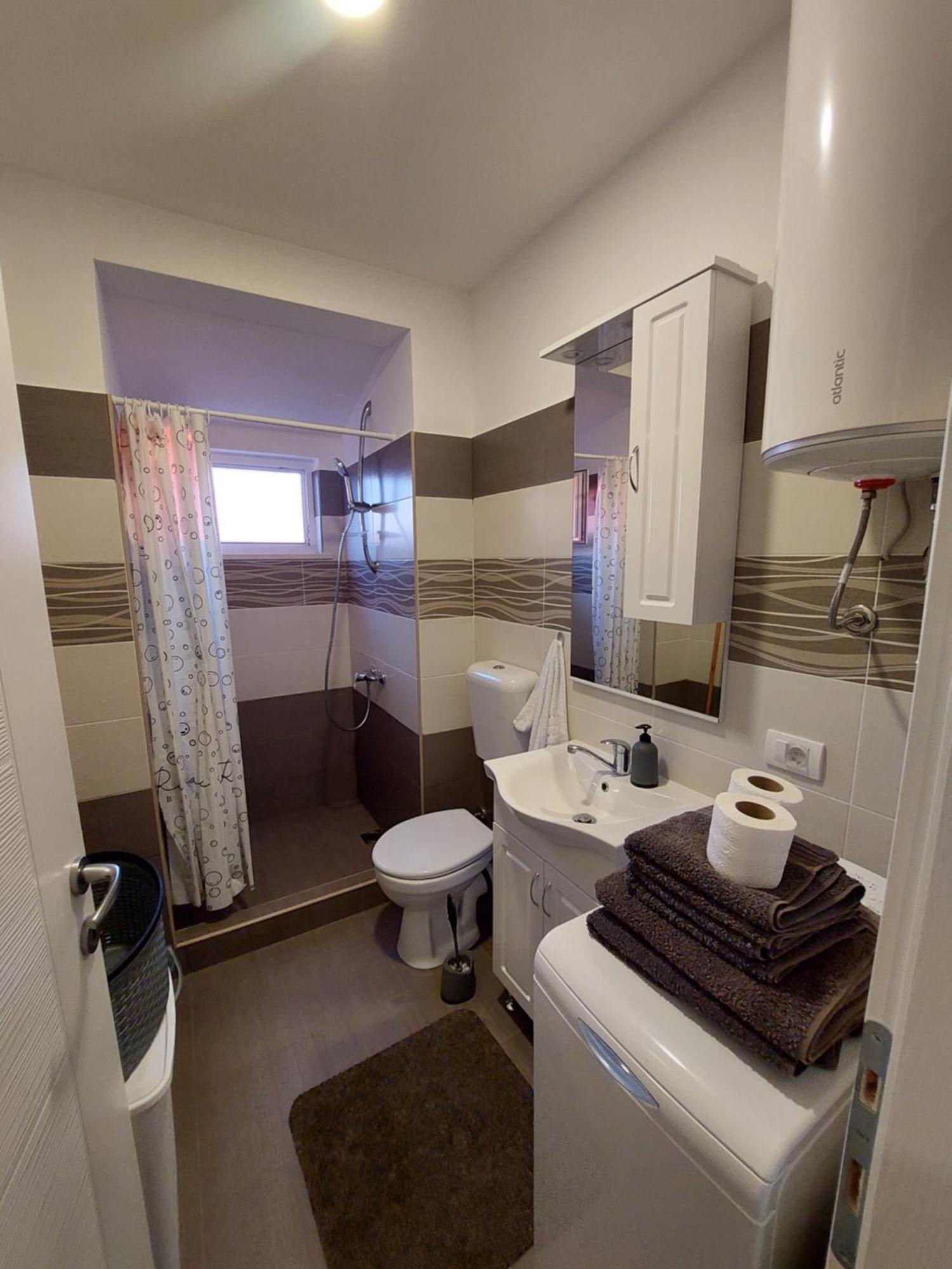 Apartments Marina Utjeha Εξωτερικό φωτογραφία