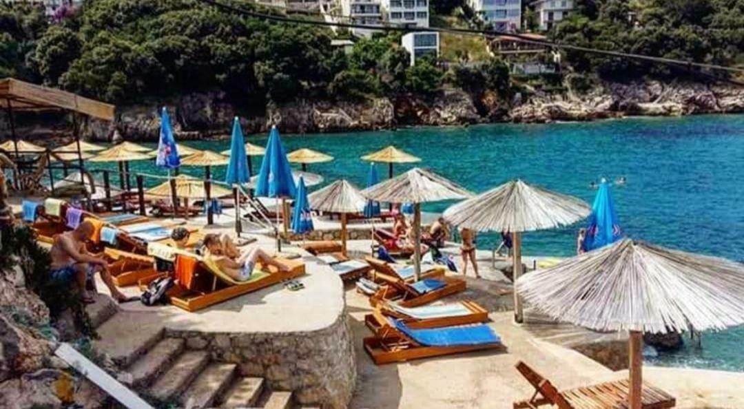Apartments Marina Utjeha Εξωτερικό φωτογραφία