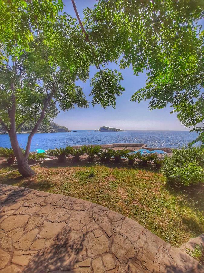 Apartments Marina Utjeha Εξωτερικό φωτογραφία