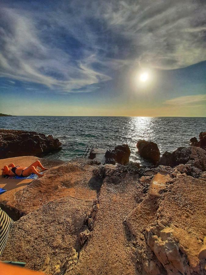 Apartments Marina Utjeha Εξωτερικό φωτογραφία