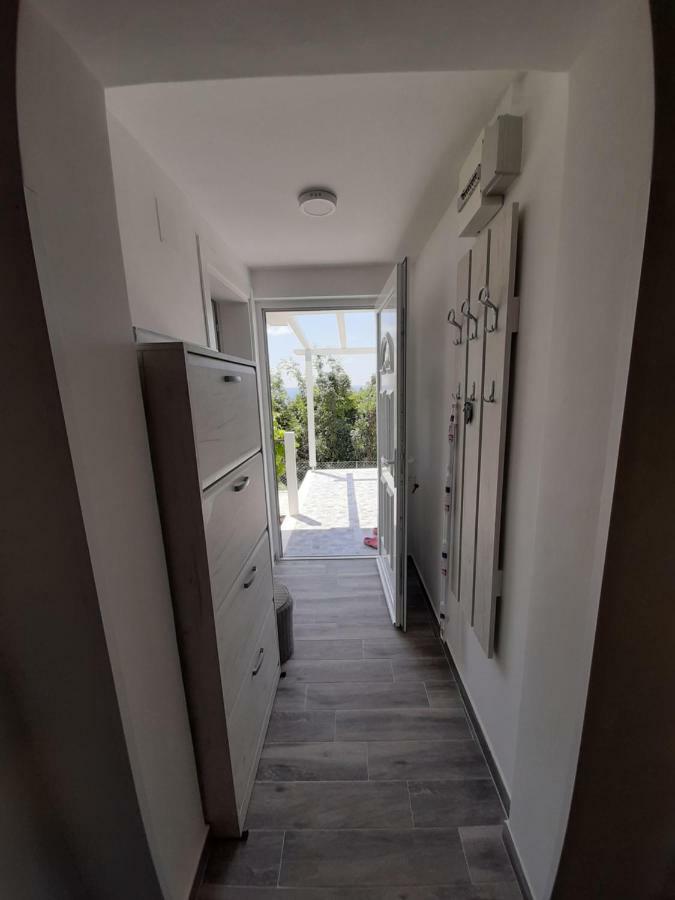 Apartments Marina Utjeha Εξωτερικό φωτογραφία